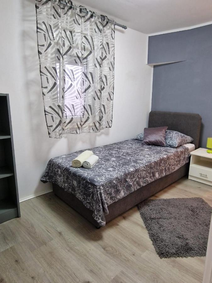 Apartment Ana Lozica With Terrace ดูบรอฟนิก ภายนอก รูปภาพ