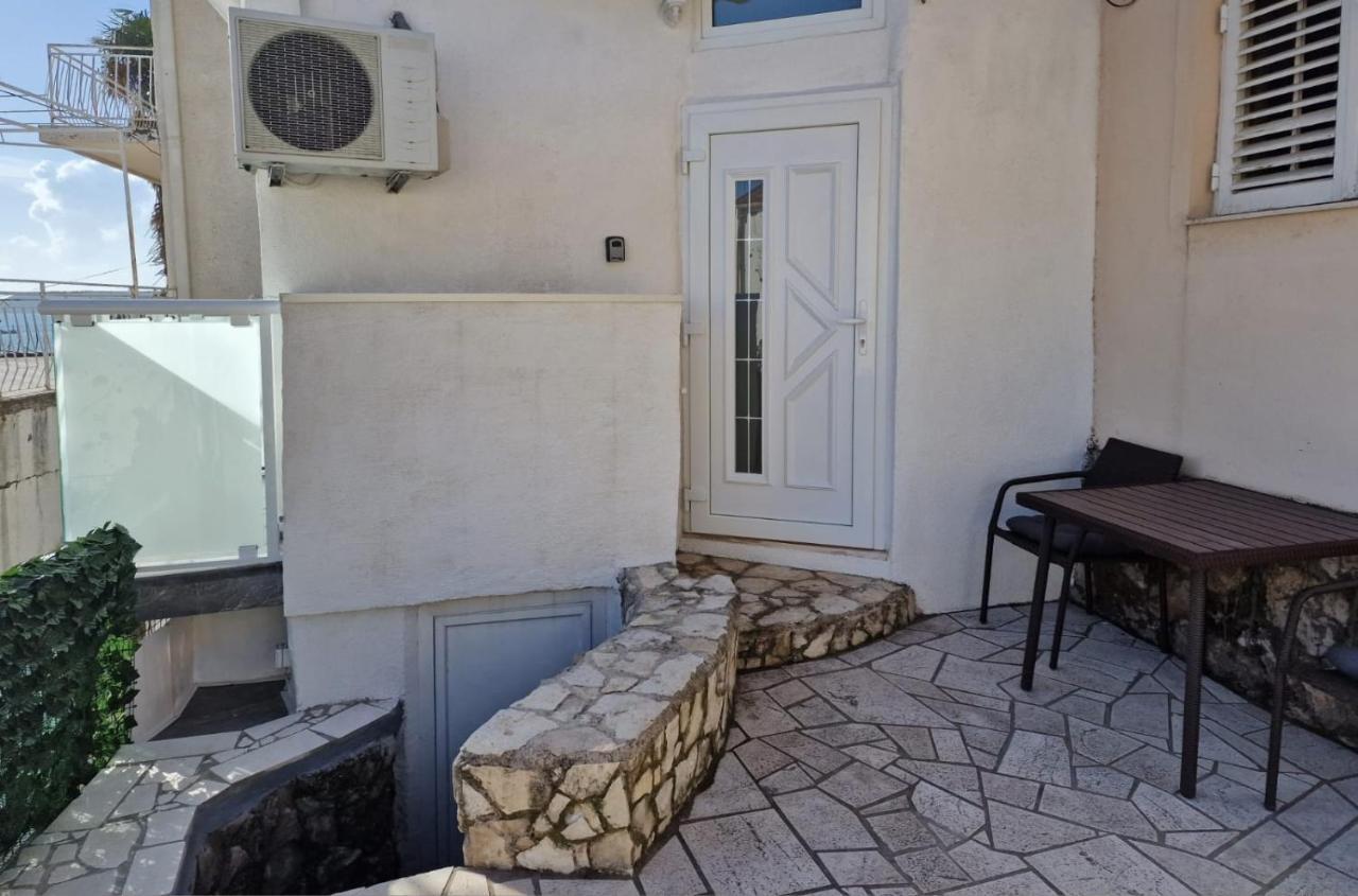 Apartment Ana Lozica With Terrace ดูบรอฟนิก ภายนอก รูปภาพ